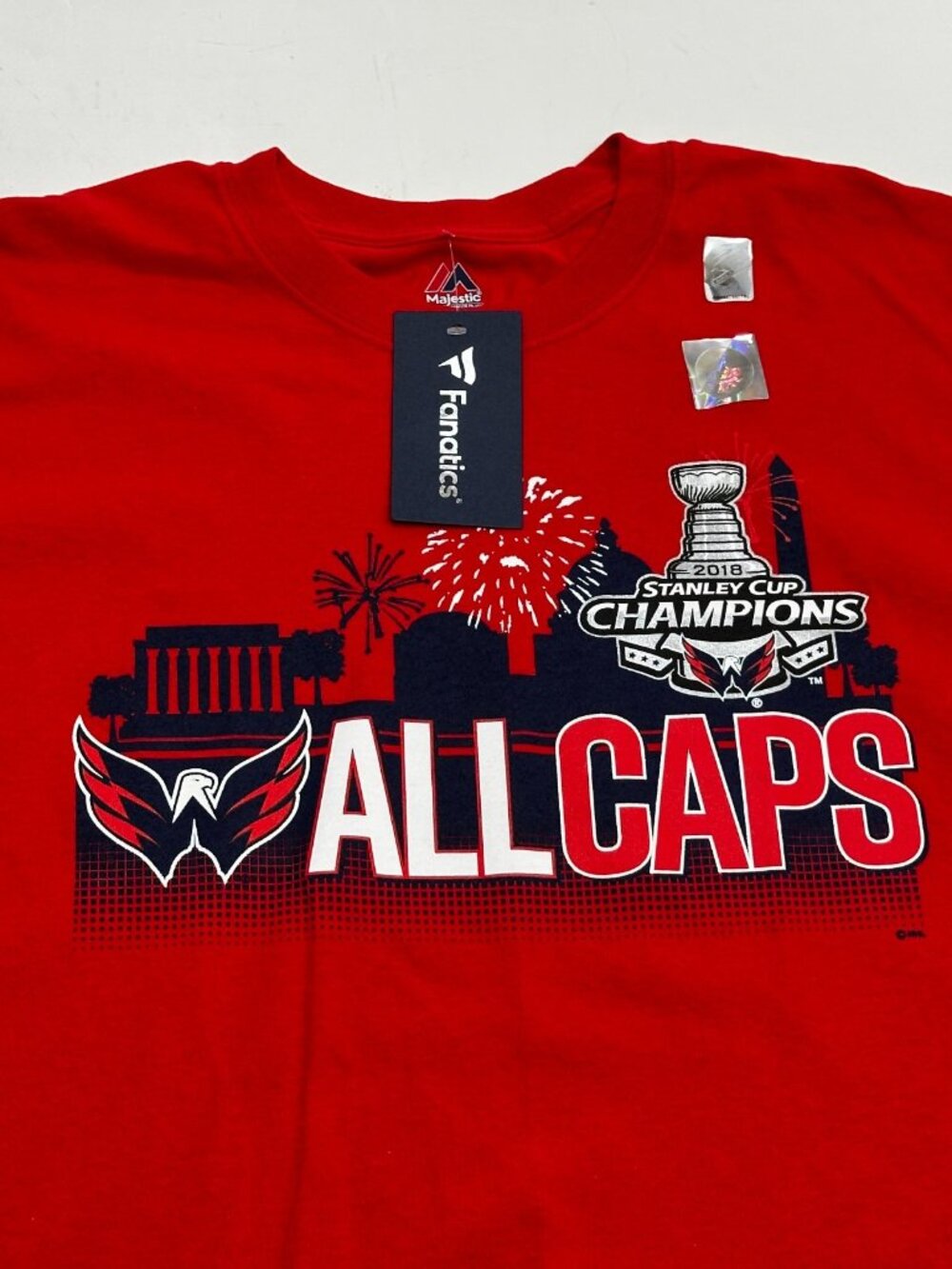 Washington Capitals 2018 Stanley Cup Champions All Caps T Shirt Mens XL NWT - Picture 2 of 16